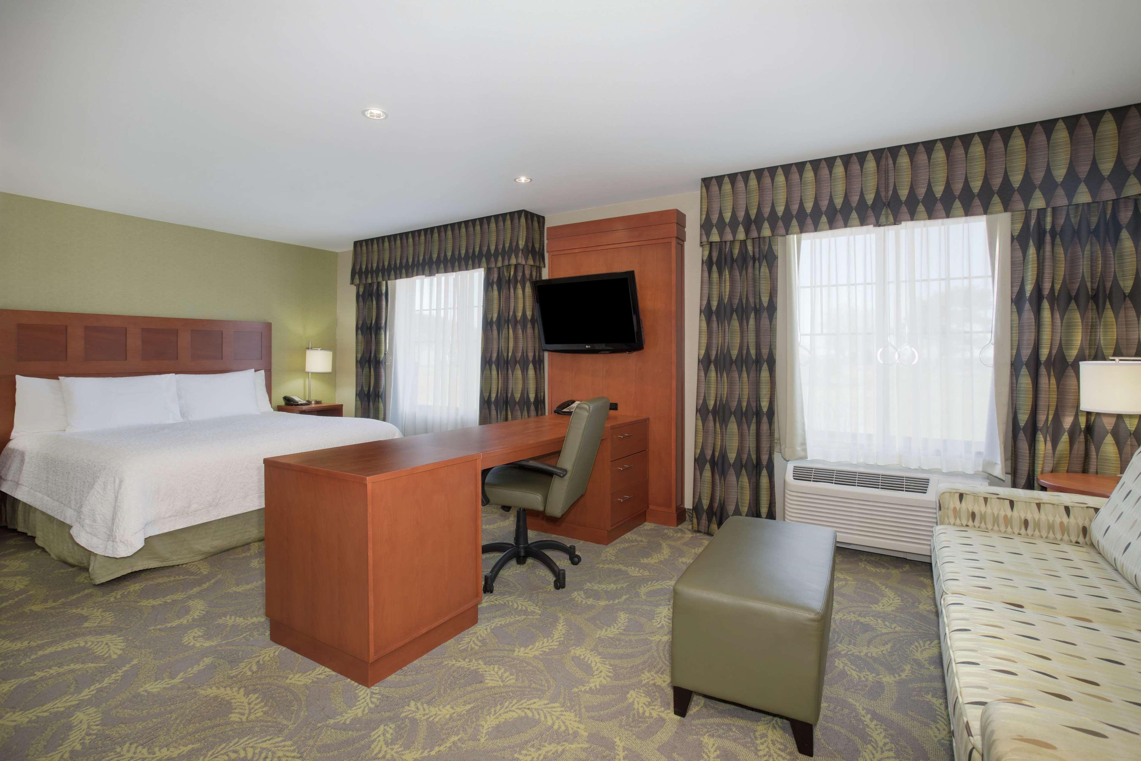 Hampton Inn & Suites Astoria Dış mekan fotoğraf