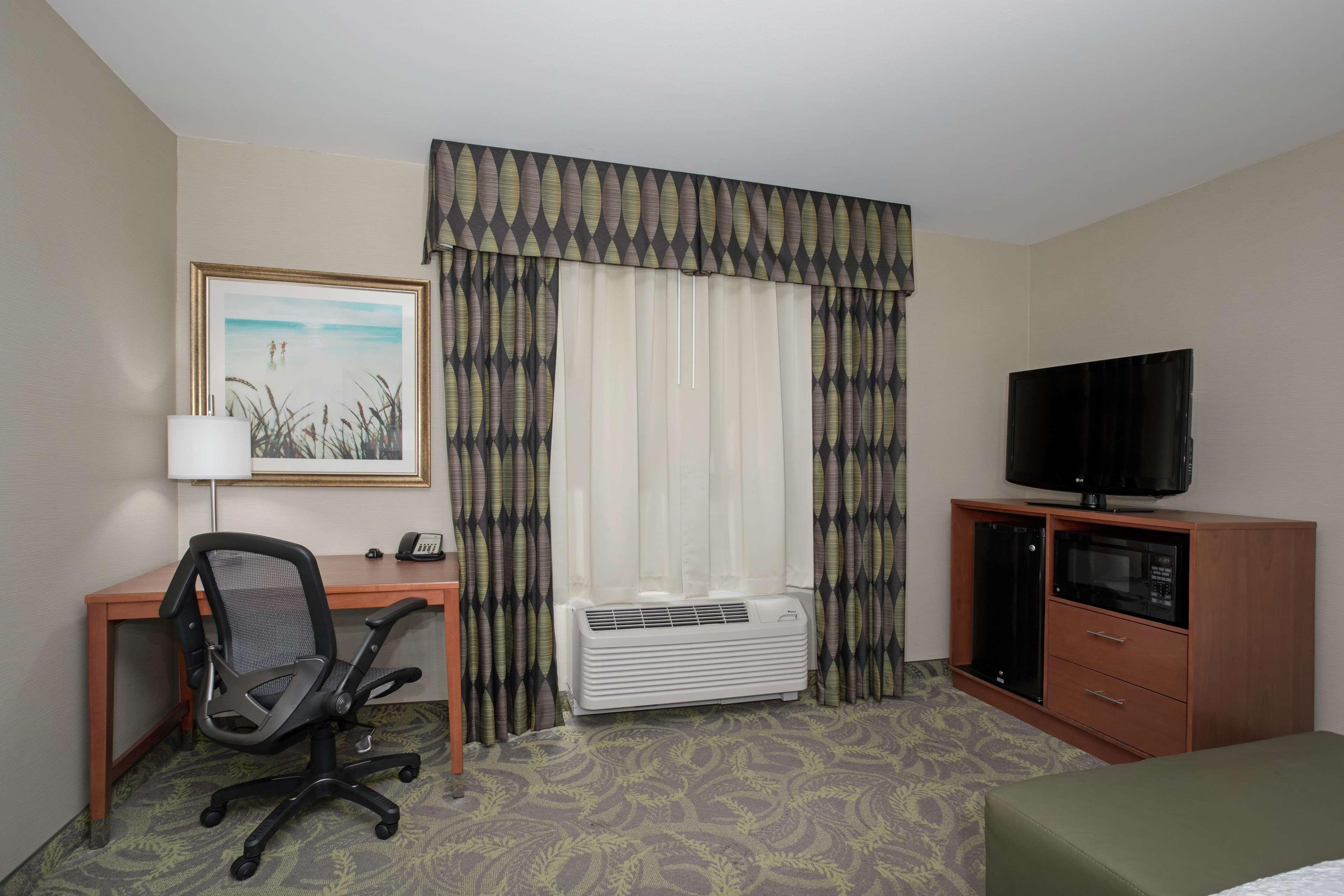 Hampton Inn & Suites Astoria Dış mekan fotoğraf