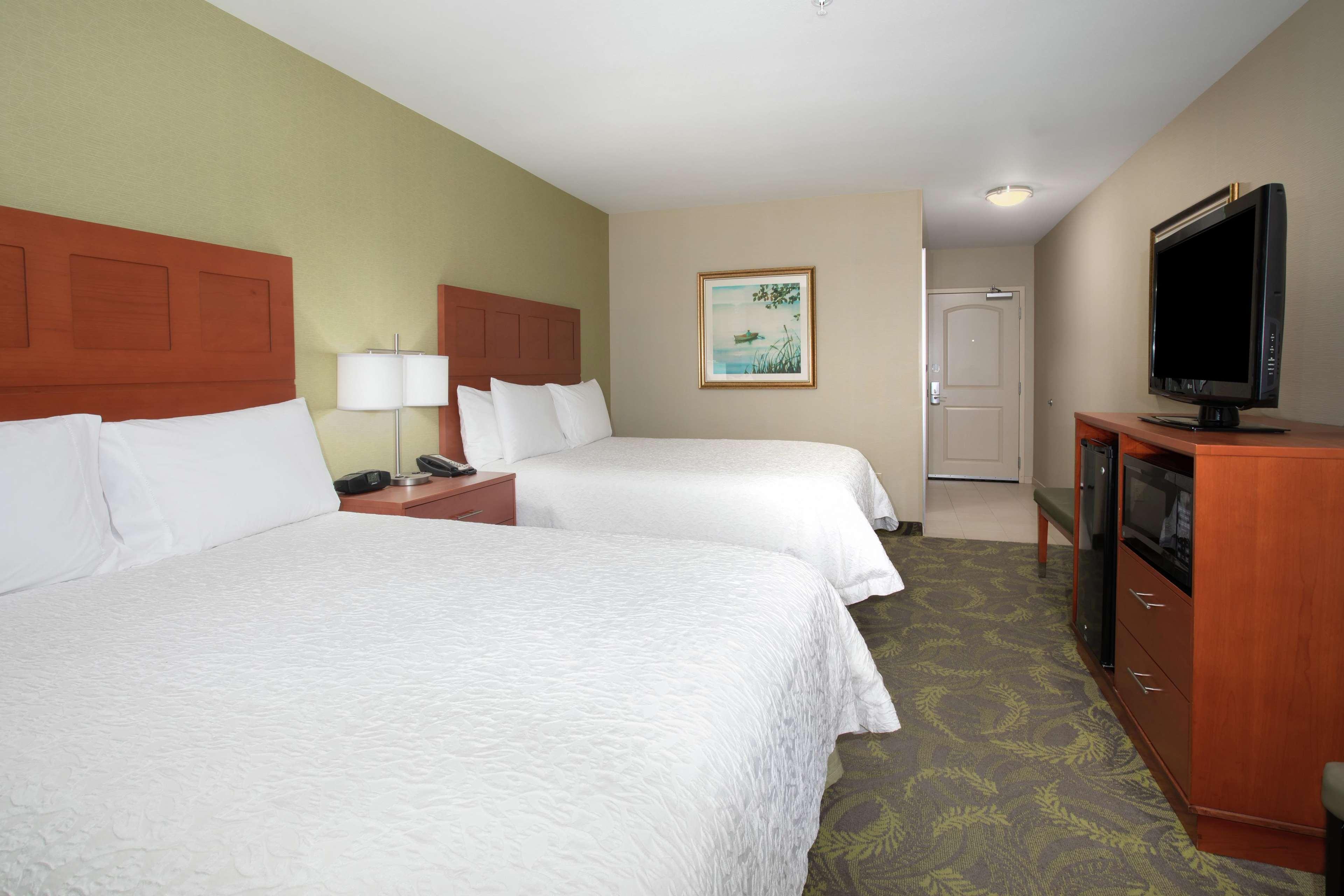 Hampton Inn & Suites Astoria Dış mekan fotoğraf