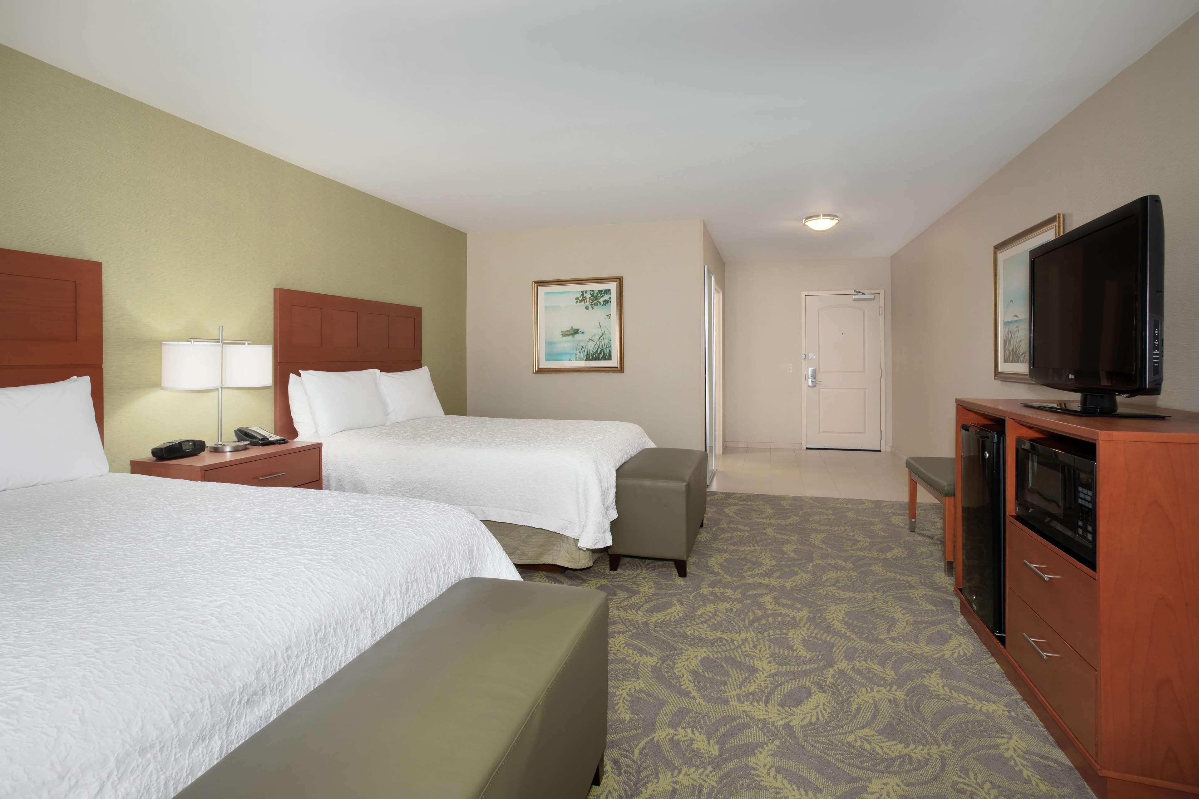 Hampton Inn & Suites Astoria Dış mekan fotoğraf