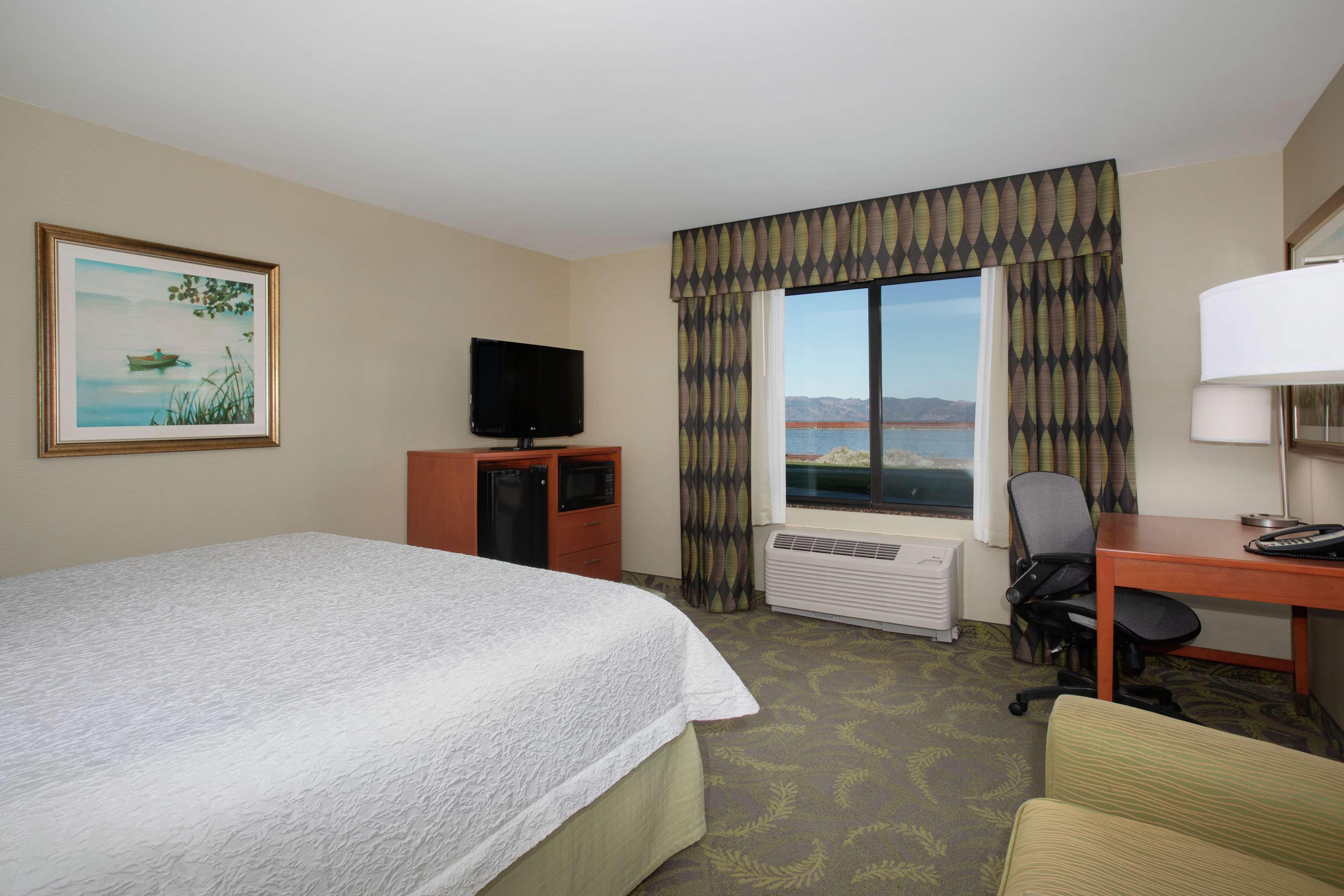 Hampton Inn & Suites Astoria Dış mekan fotoğraf