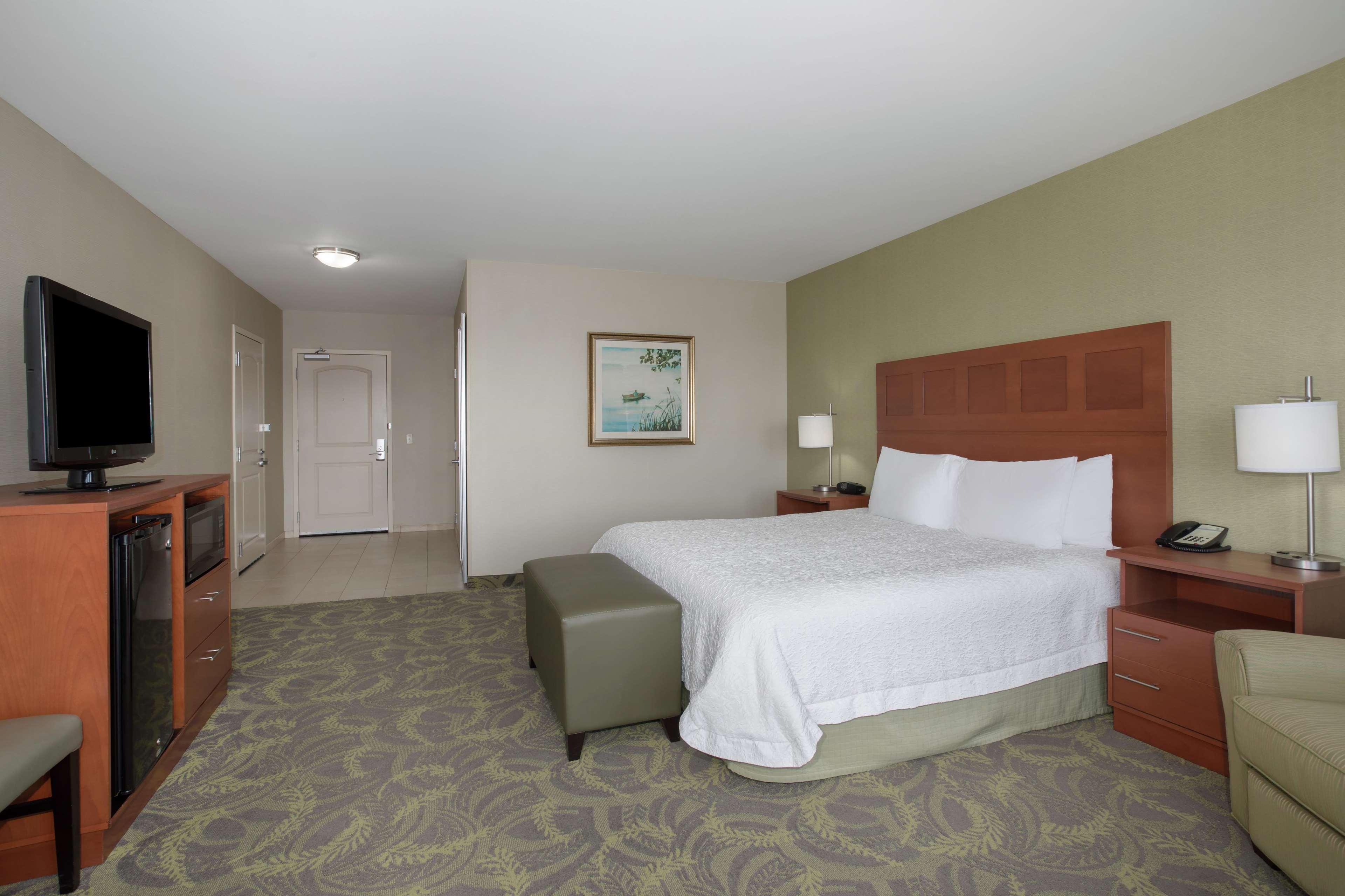 Hampton Inn & Suites Astoria Dış mekan fotoğraf