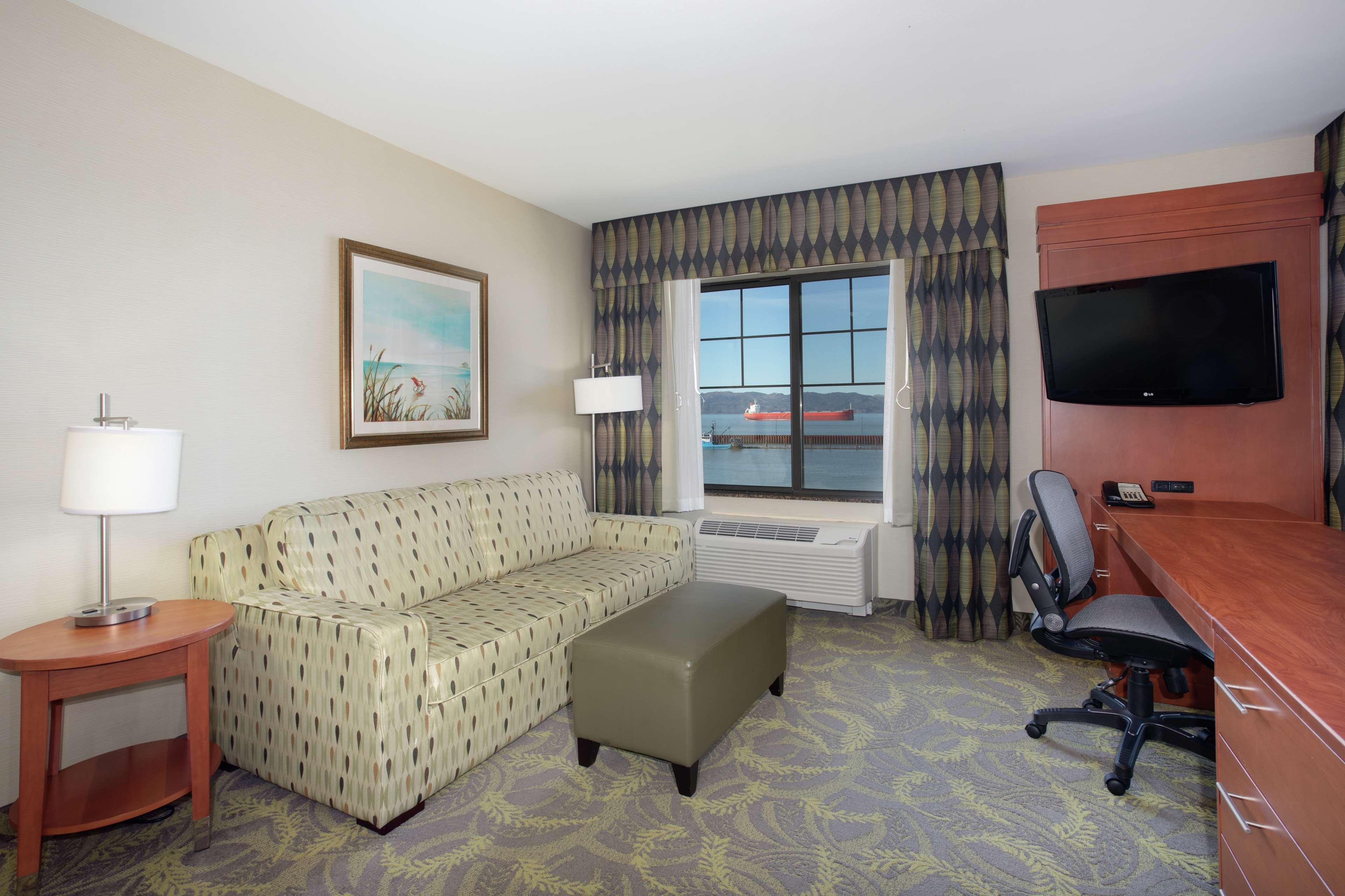 Hampton Inn & Suites Astoria Dış mekan fotoğraf
