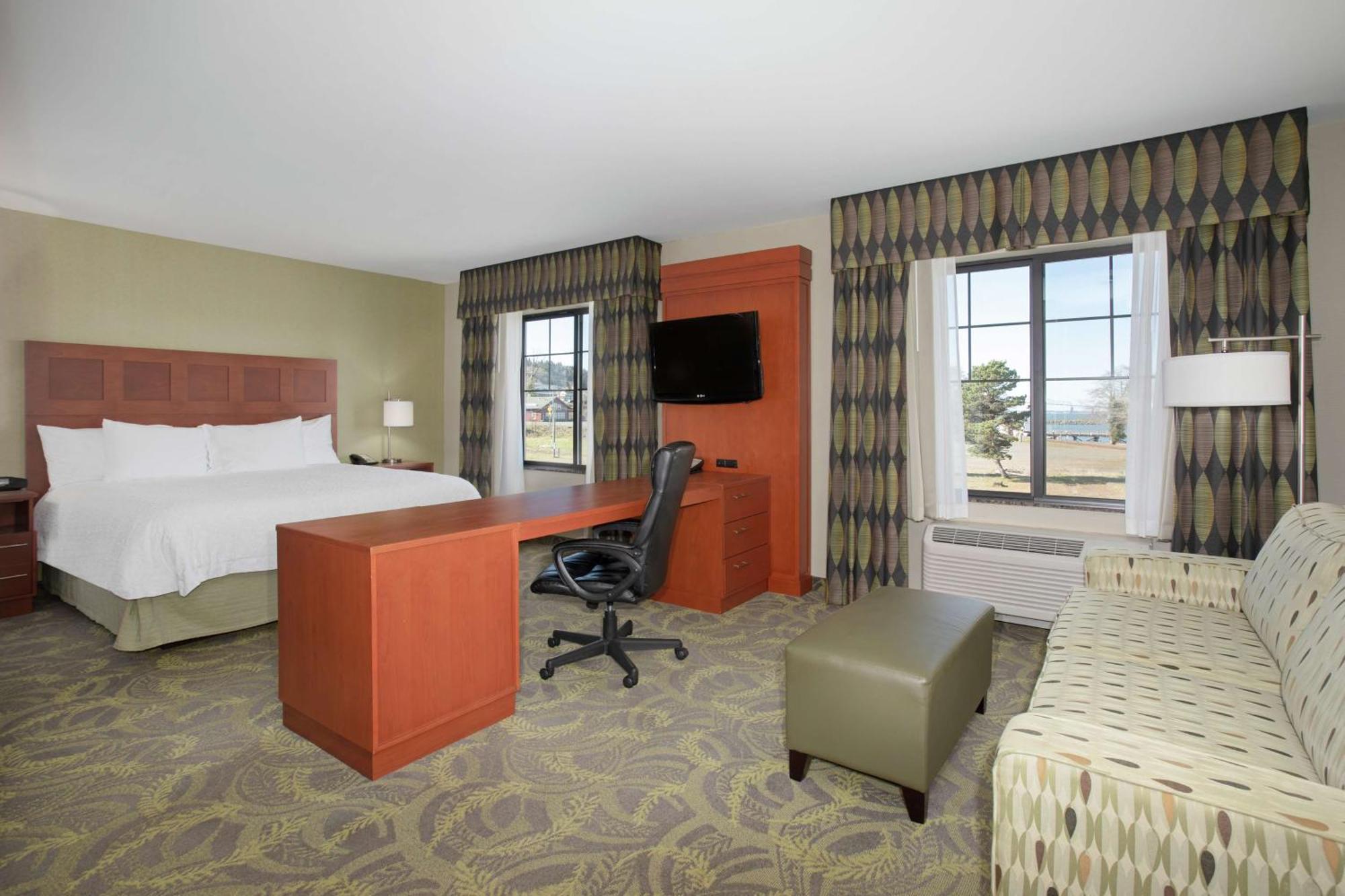 Hampton Inn & Suites Astoria Dış mekan fotoğraf